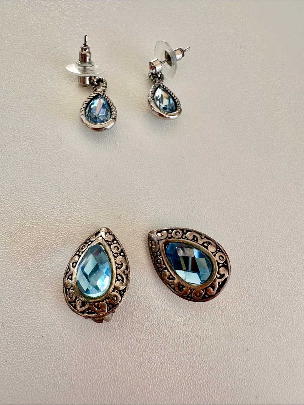 Silver Teardrop Blue Crystal Earrings set